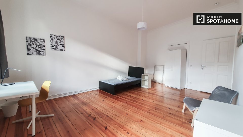 Double room Berlin, 3 beds — photo 7