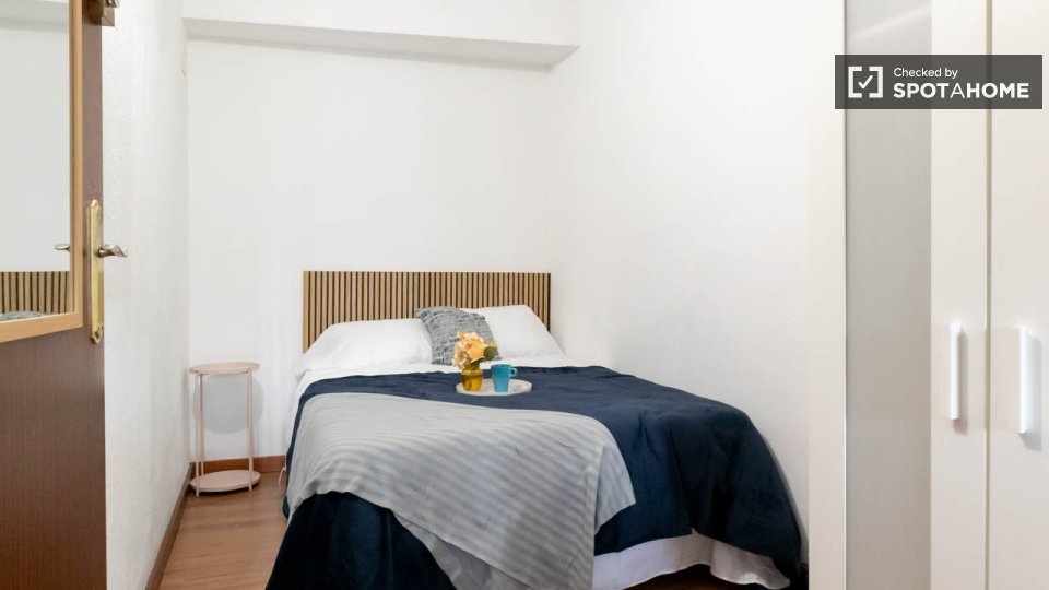 Double room Madrid, 4 beds — photo 6
