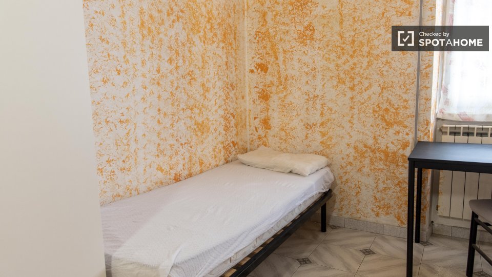 Double room Rome, 4 beds, 105m² — photo 13