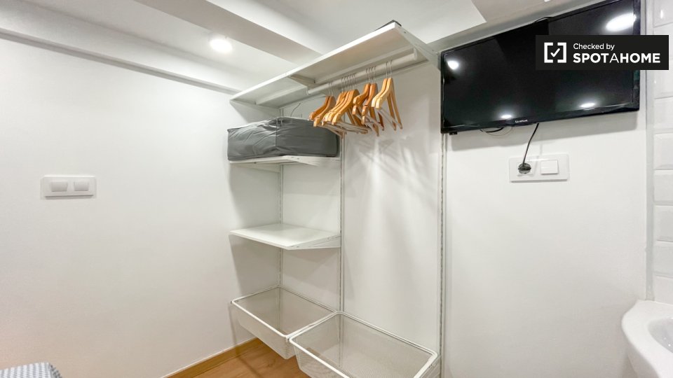 Apartment mono Madrid, 25m² — photo 17