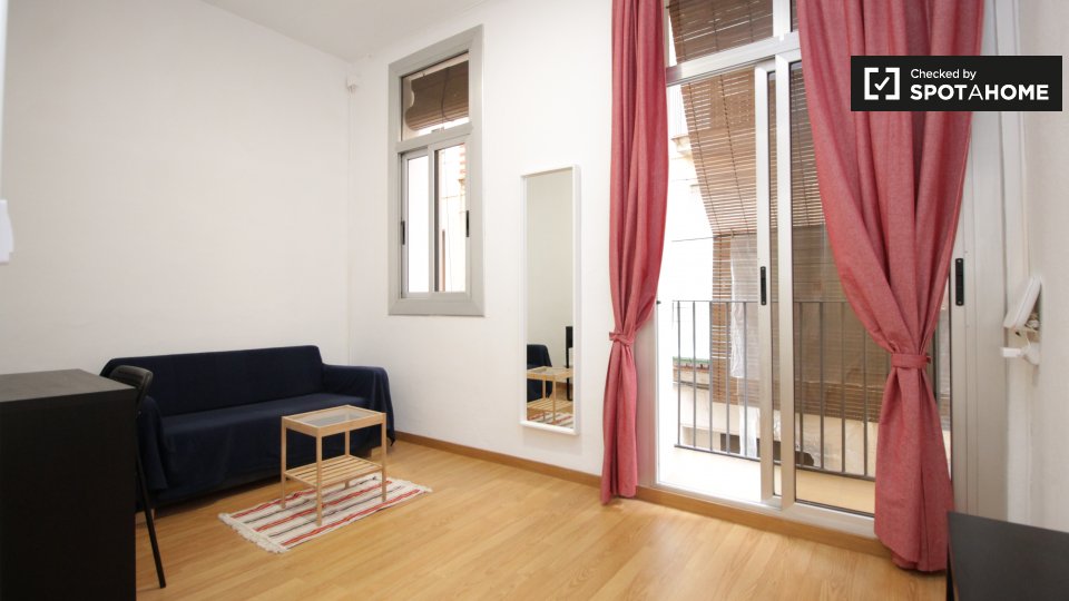 Double room Barcelona, 2 beds, 50m² — photo 16