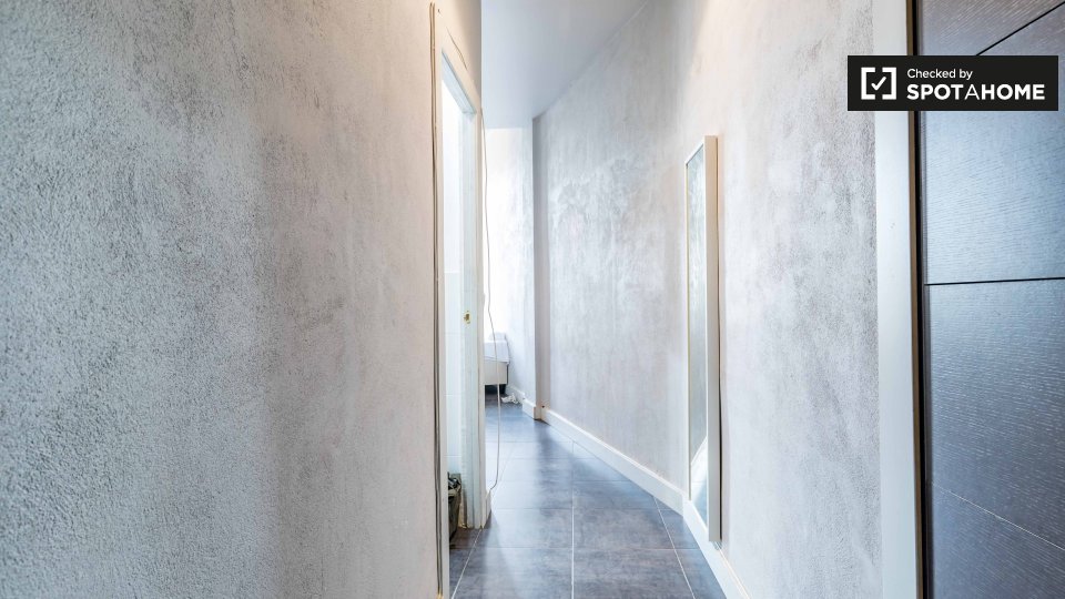 Double room Valencia, 6 beds, 100m² — photo 4