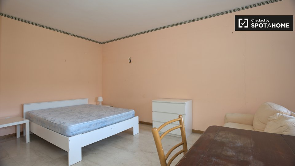 Apartment Rome, 2 beds — photo 9