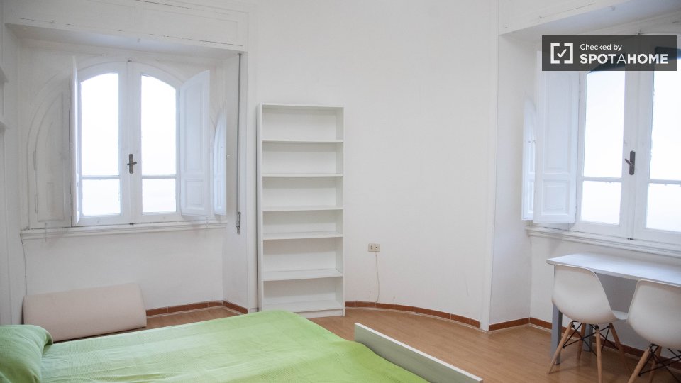 Double room Rome, 4 beds — photo 10