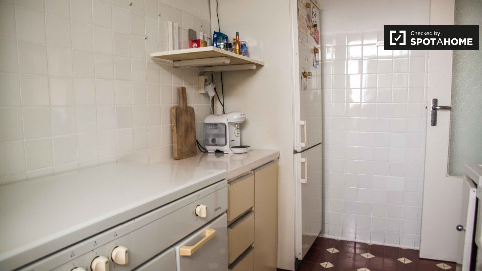 Double room Valencia, 4 beds, 129m² — photo 5