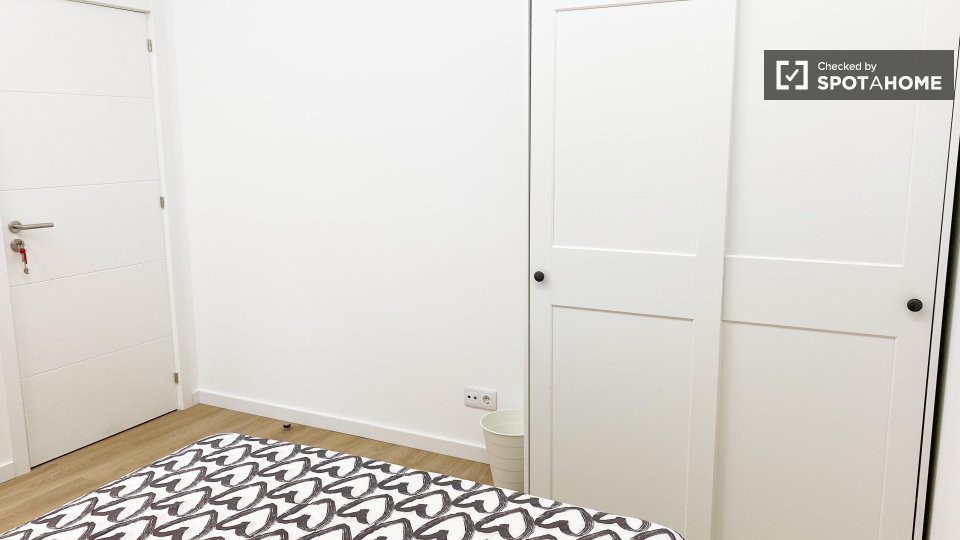 Double room Lisbon, 8 beds — photo 2