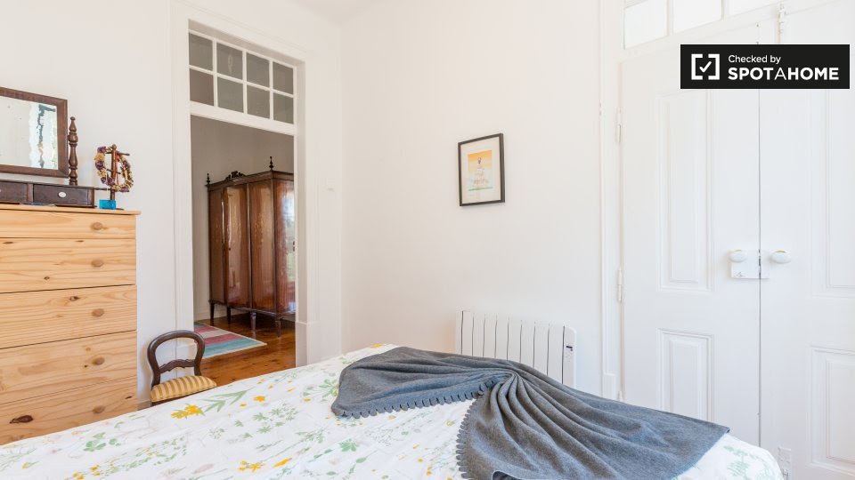 Double room Lisbon, 4 beds, 180m² — photo 4