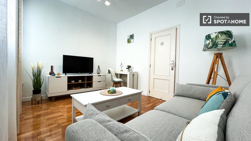 Apartment Madrid, 1 bed, 40m² — photo 17
