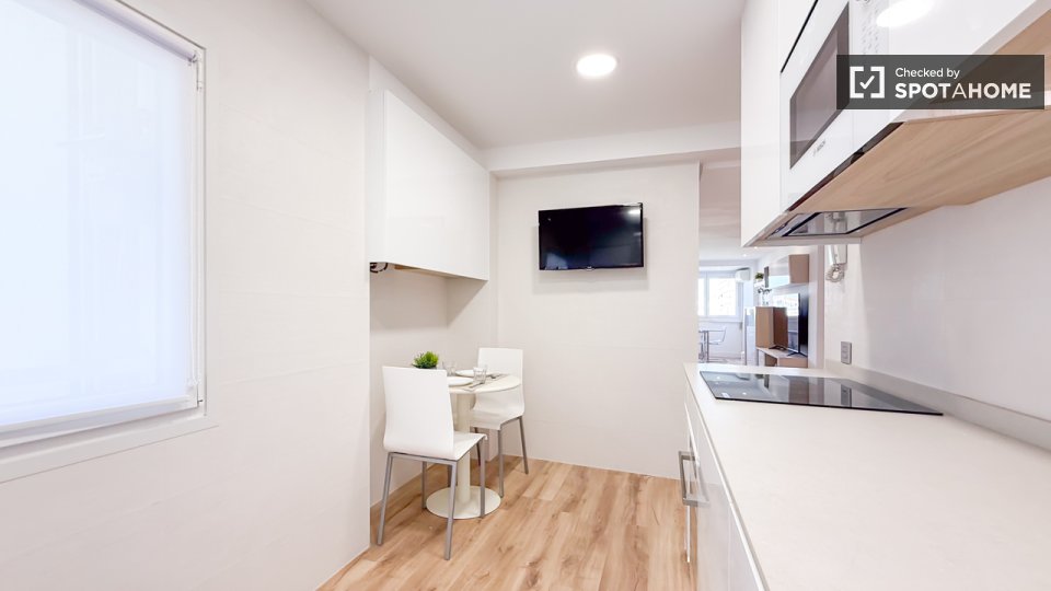 Apartment Madrid, 4 beds — photo 47