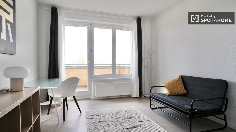 Double room Berlin, 4 beds, 65m² — photo 15