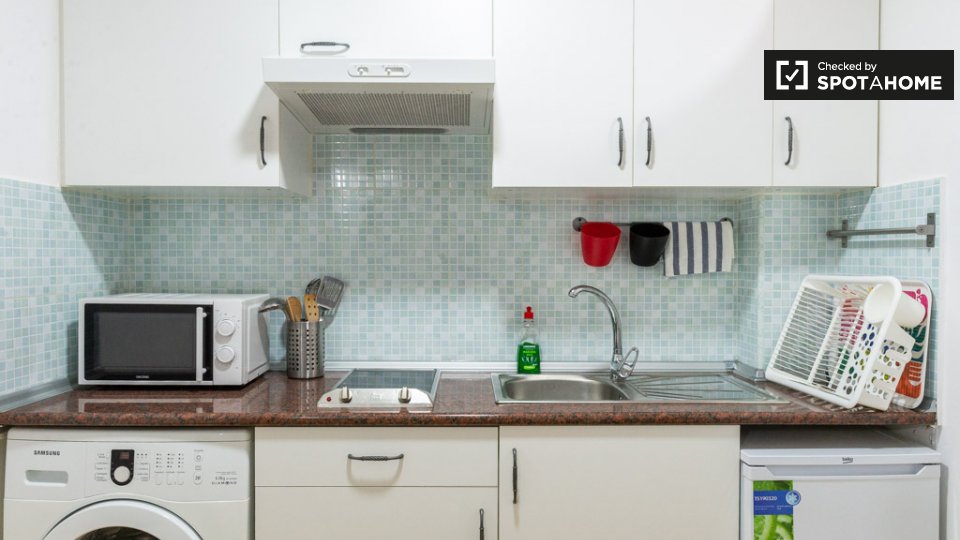Double room Barcelona, 2 beds, 40m² — photo 9