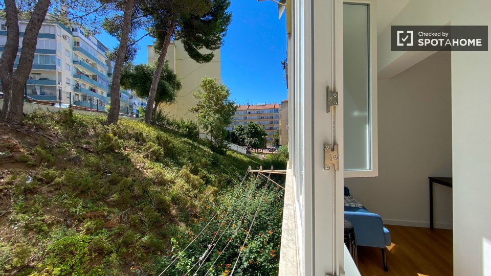 Apartment Lisbon, 2 beds — photo 22