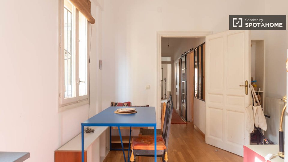 Double room Madrid, 2 beds — photo 15