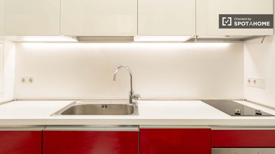 Apartment Berlin, 1 bed, 39m² — photo 1