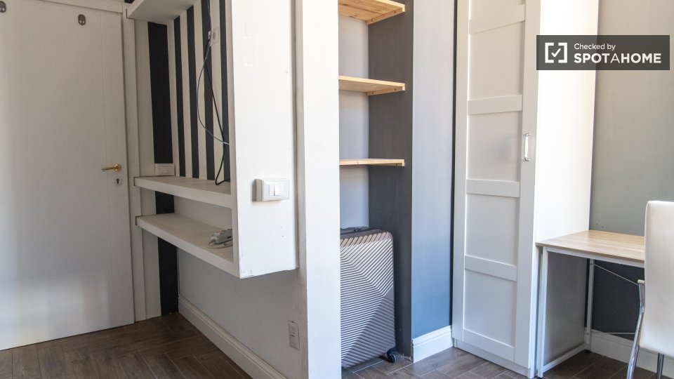 Double room Rome, 4 beds — photo 4
