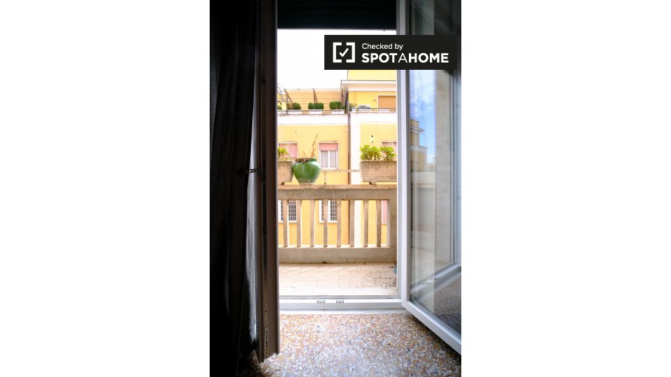 Double room Rome, 4 beds, 110m² — photo 12