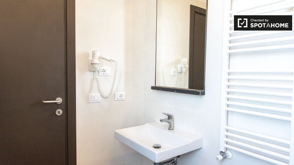 Apartment Rome, 1 bed — photo 8