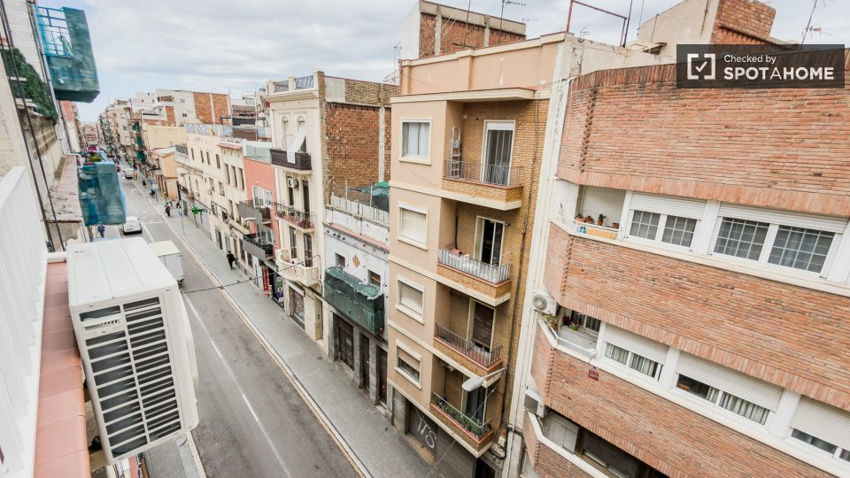 Apartment Barcelona, 3 beds, 67m² — photo 43
