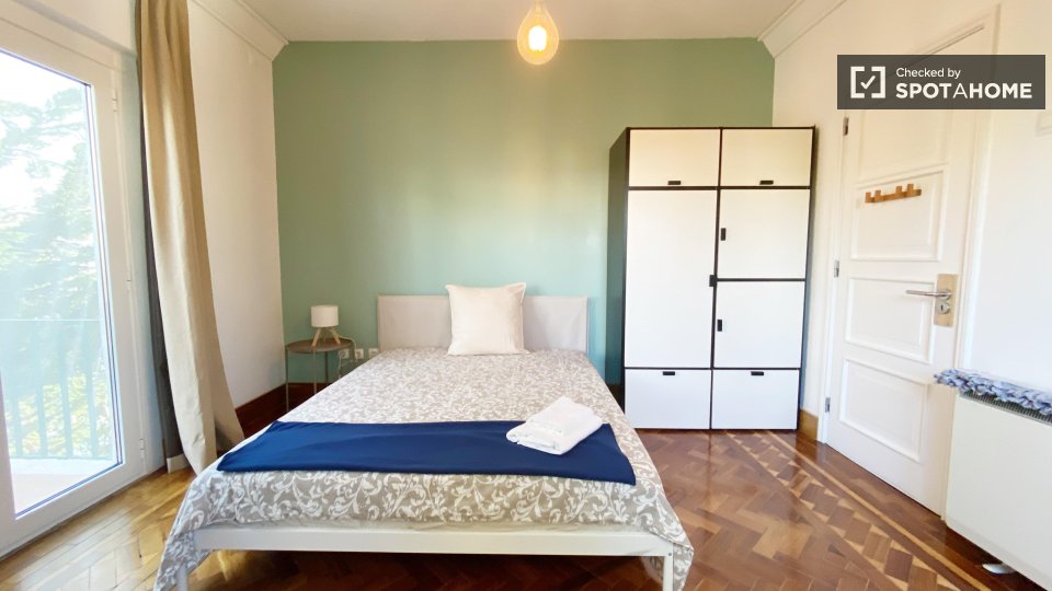 Double room Lisbon, 6 beds — photo 28