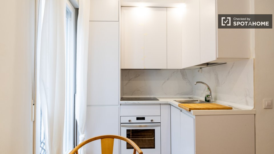 Apartment Madrid, 1 bed — photo 12