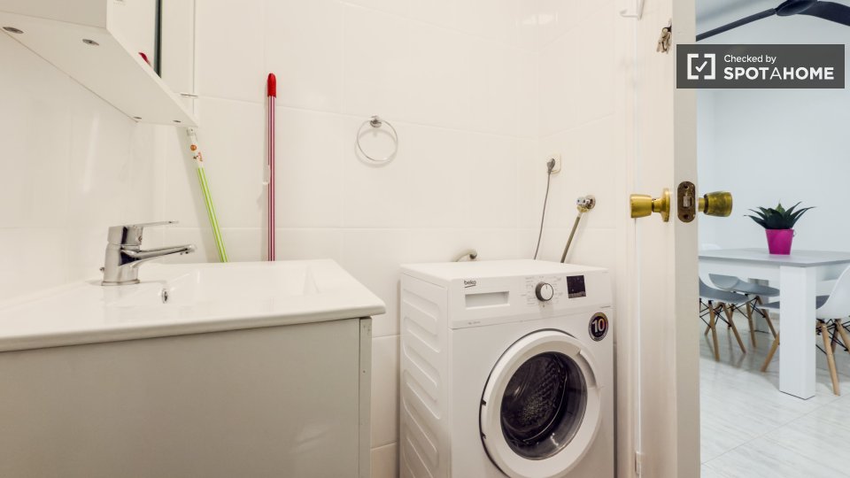 Double room Barcelona, 2 beds, 50m² — photo 26