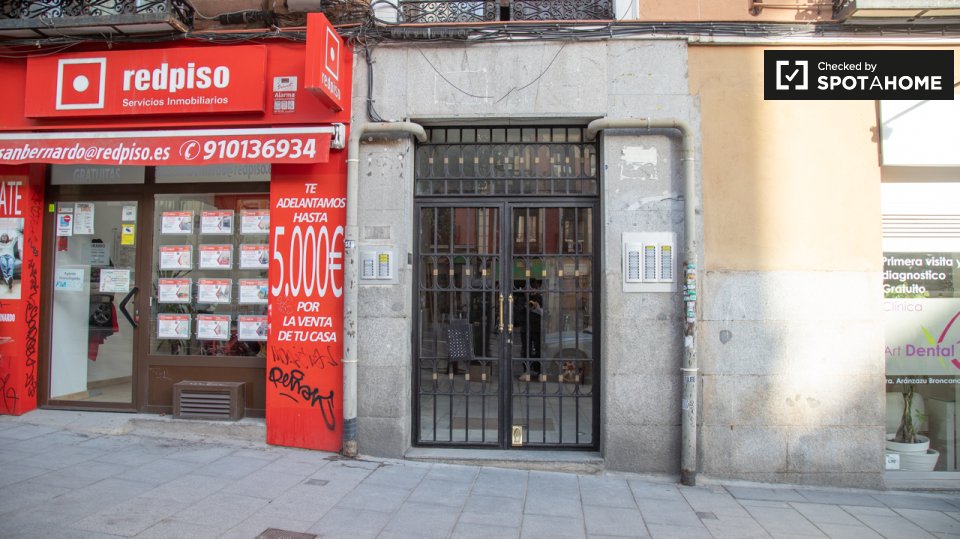Apartment Madrid, 1 bed, 33m² — photo 18