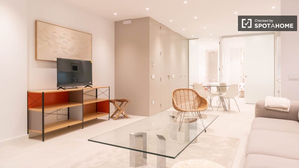 Apartment Madrid, 2 beds, 105m² — photo 36