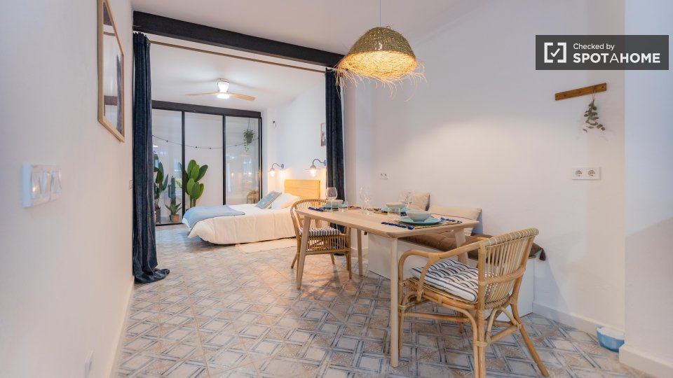 Apartment Valencia, 1 bed — photo 3