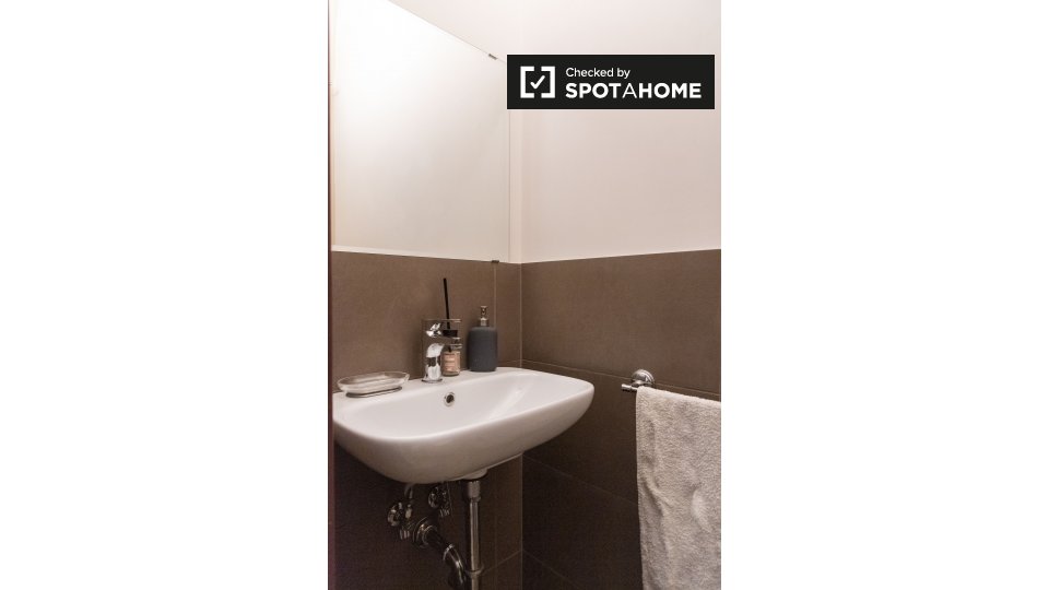 Double room Rome, 5 beds, 150m² — photo 16