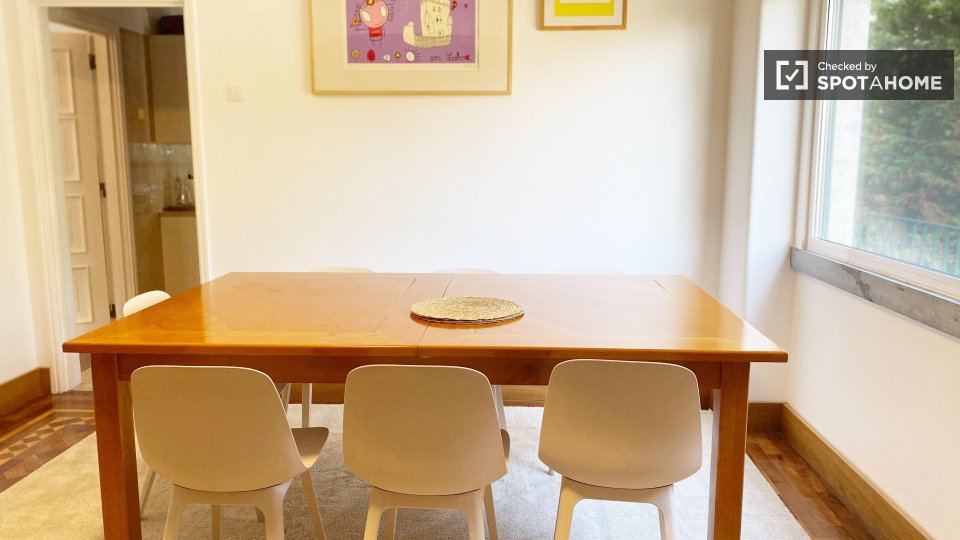 Double room Lisbon, 6 beds — photo 60