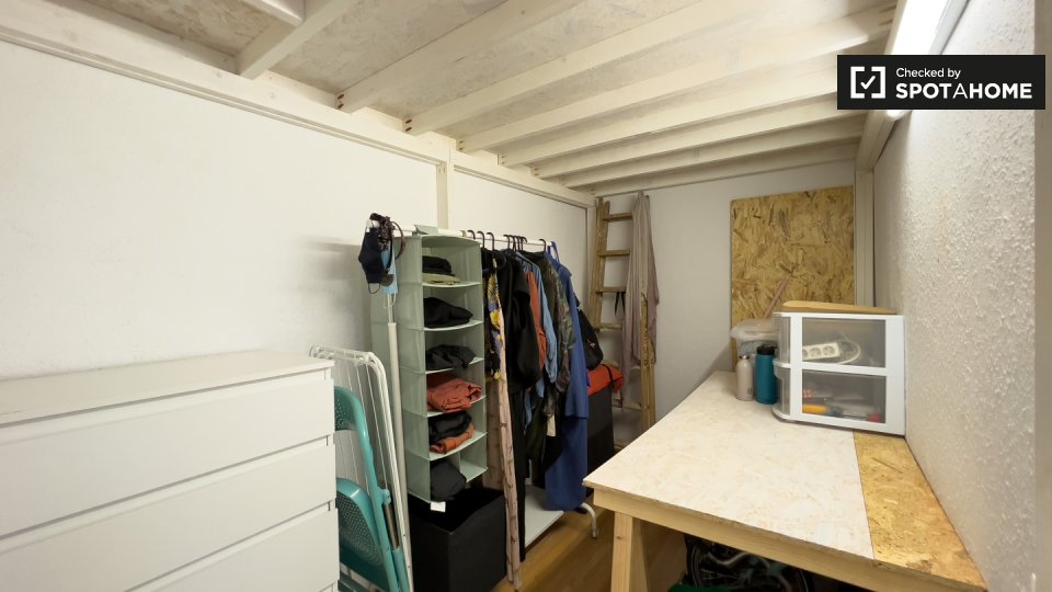 Apartment Barcelona, 1 bed, 36m² — photo 8