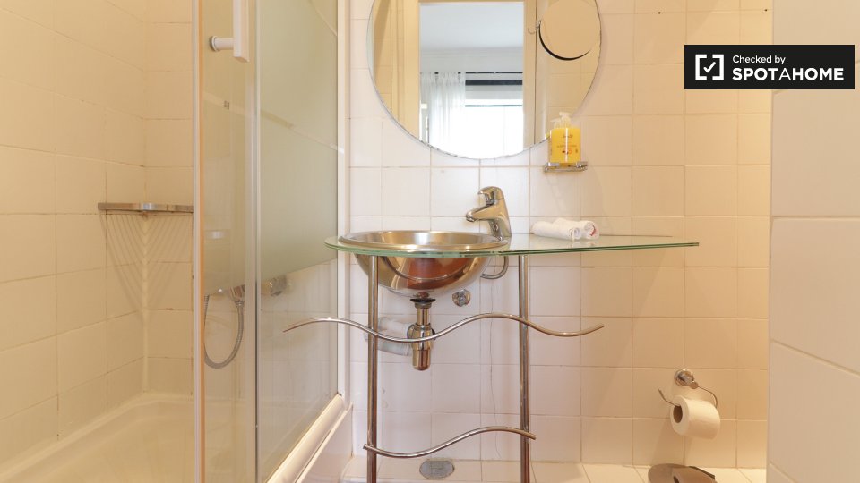 Apartment Lisbon, 1 bed, 35m² — photo 3