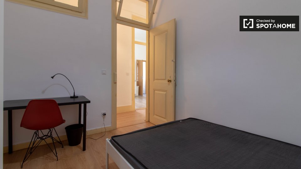 Double room Lisbon, 8 beds — photo 2