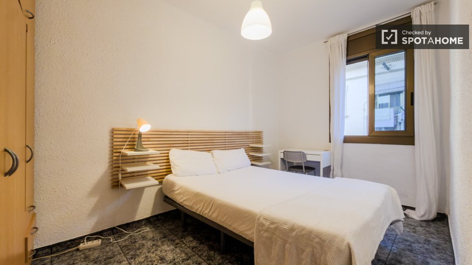 Apartment Barcelona, 3 beds, 70m² — photo 38