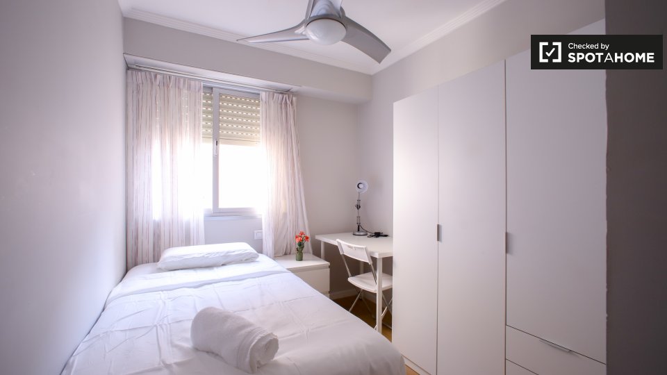 Double room Valencia, 4 beds — photo 3