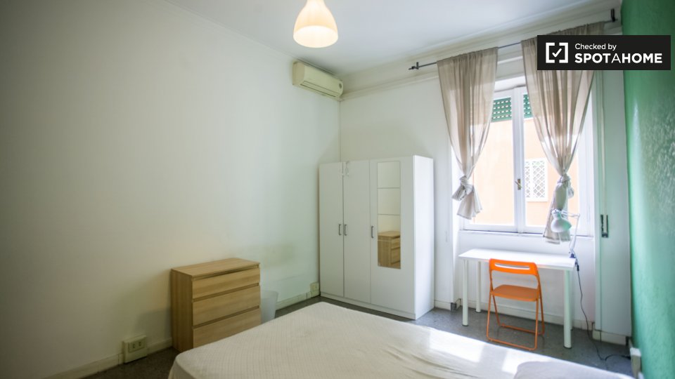 Double room Rome, 6 beds — photo 2