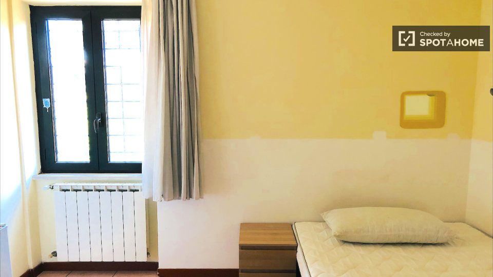 Double room Rome, 33 beds — photo 18