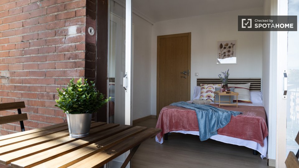 Double room Madrid, 4 beds — photo 4