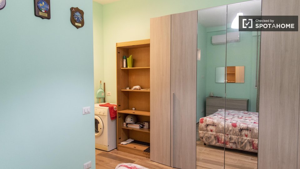 Apartment Rome, 1 bed — photo 12