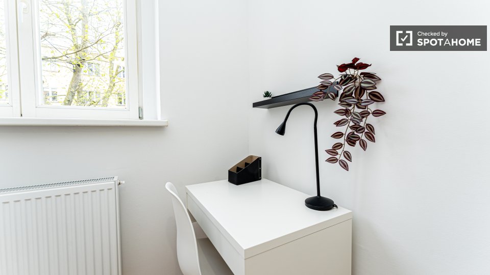 Double room Berlin, 4 beds, 68m² — photo 16