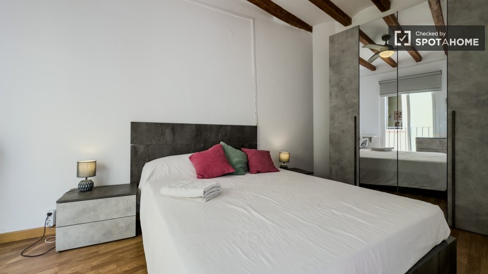 Double room Barcelona, 4 beds — photo 15