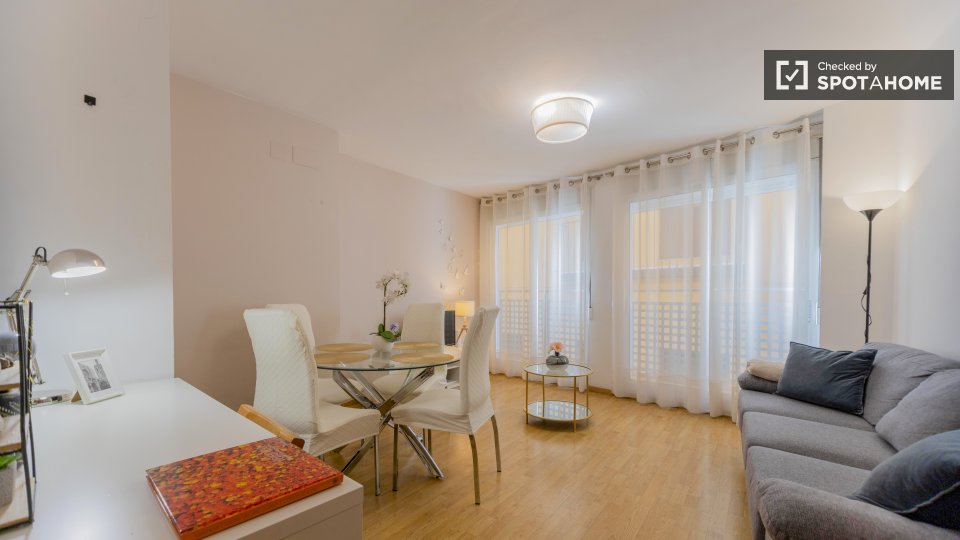 Apartment Valencia, 2 beds, 78m² — photo 19