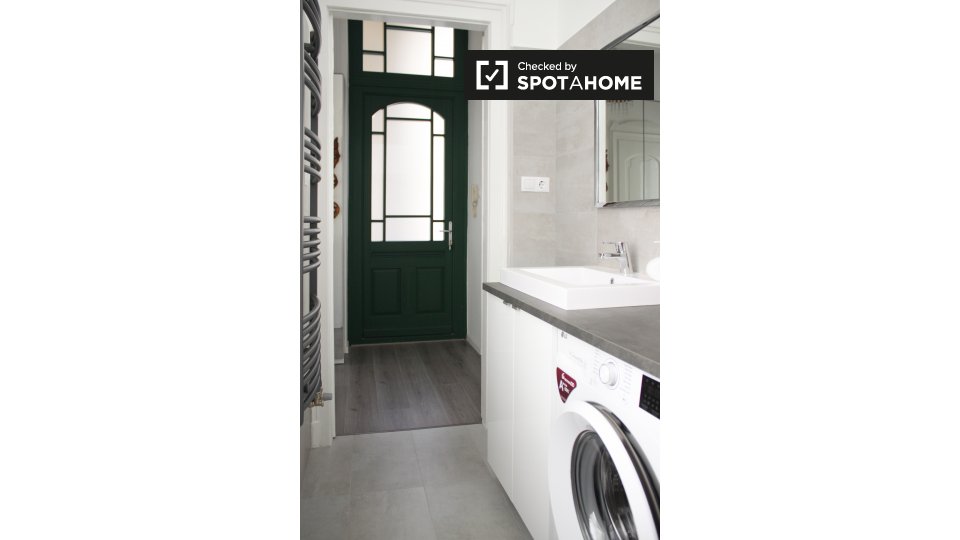 Apartment Budapest, 2 beds, 51m² — photo 6
