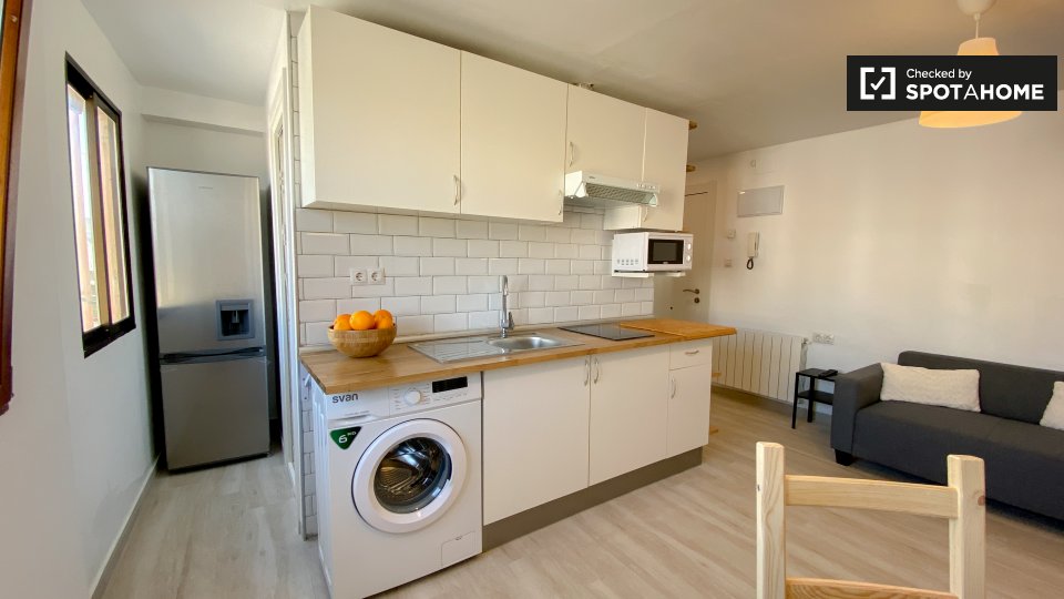 Double room Valencia, 3 beds — photo 15