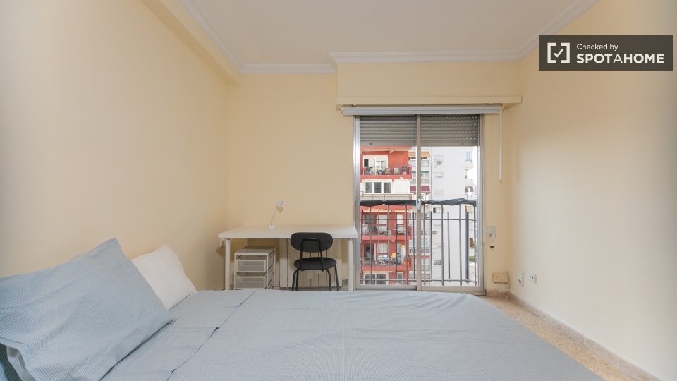 Double room Valencia, 6 beds — photo 13