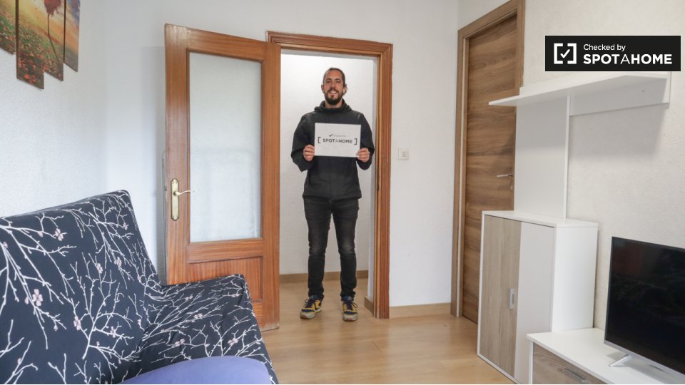 Double room Madrid, 4 beds — photo 12