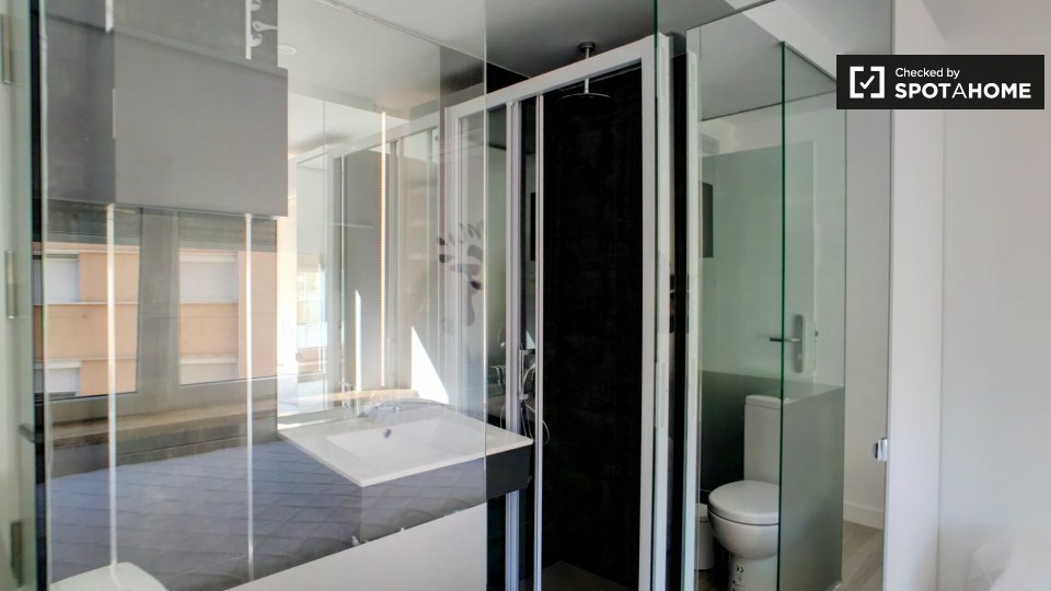 Double room Madrid, 6 beds — photo 6
