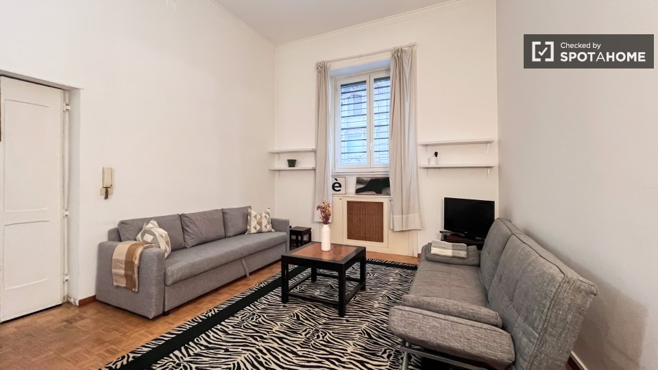 Apartment Milan, 1 bed — photo 2