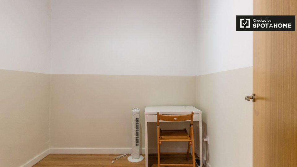 Double room Barcelona, 6 beds — photo 5