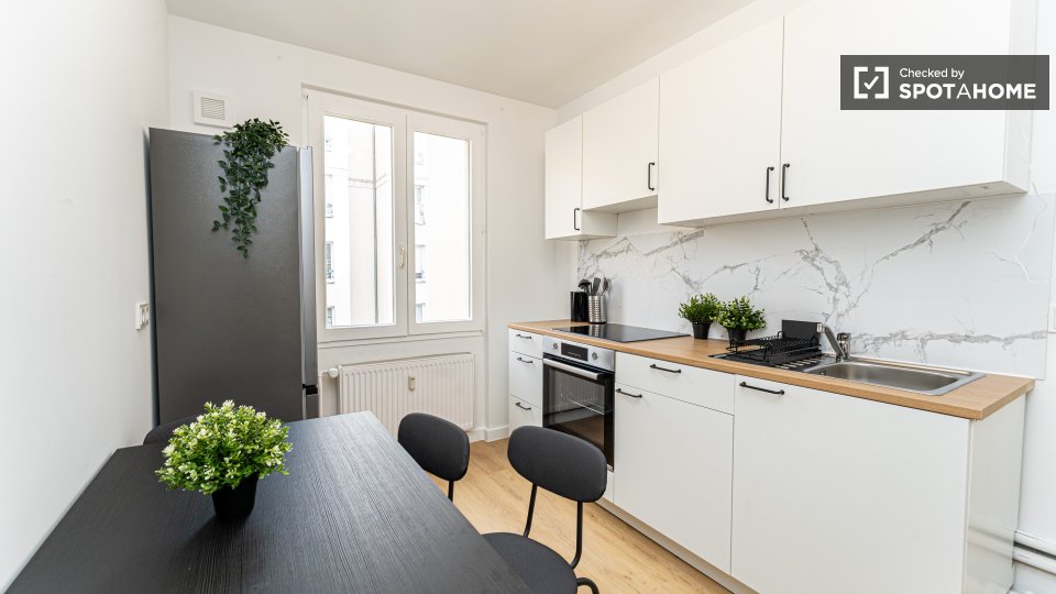 Double room Berlin, 5 beds, 80m² — photo 14